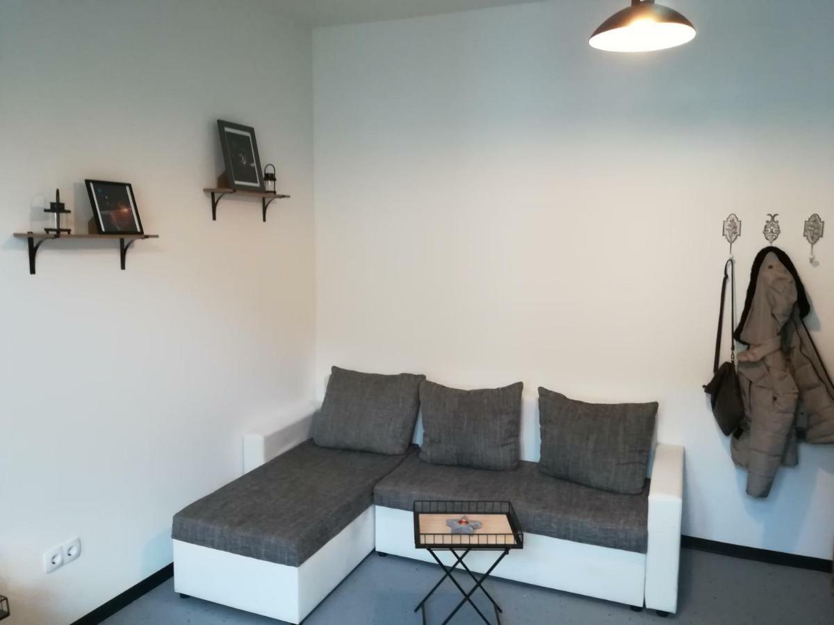 Zentrales Apartment In Гелзенкирхен Екстериор снимка