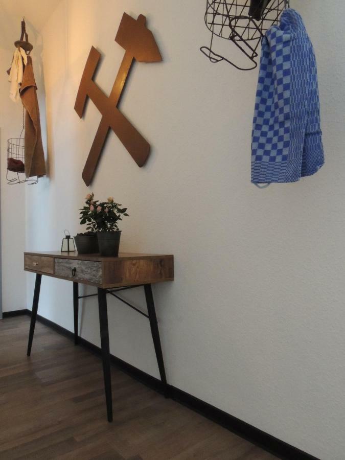 Zentrales Apartment In Гелзенкирхен Екстериор снимка