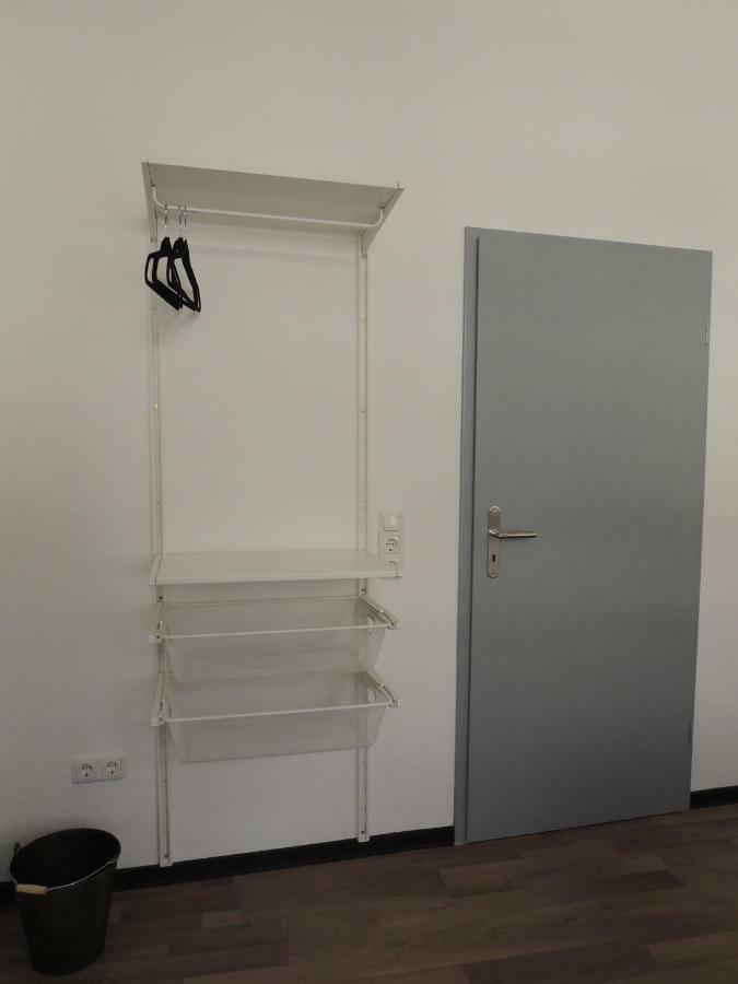 Zentrales Apartment In Гелзенкирхен Екстериор снимка